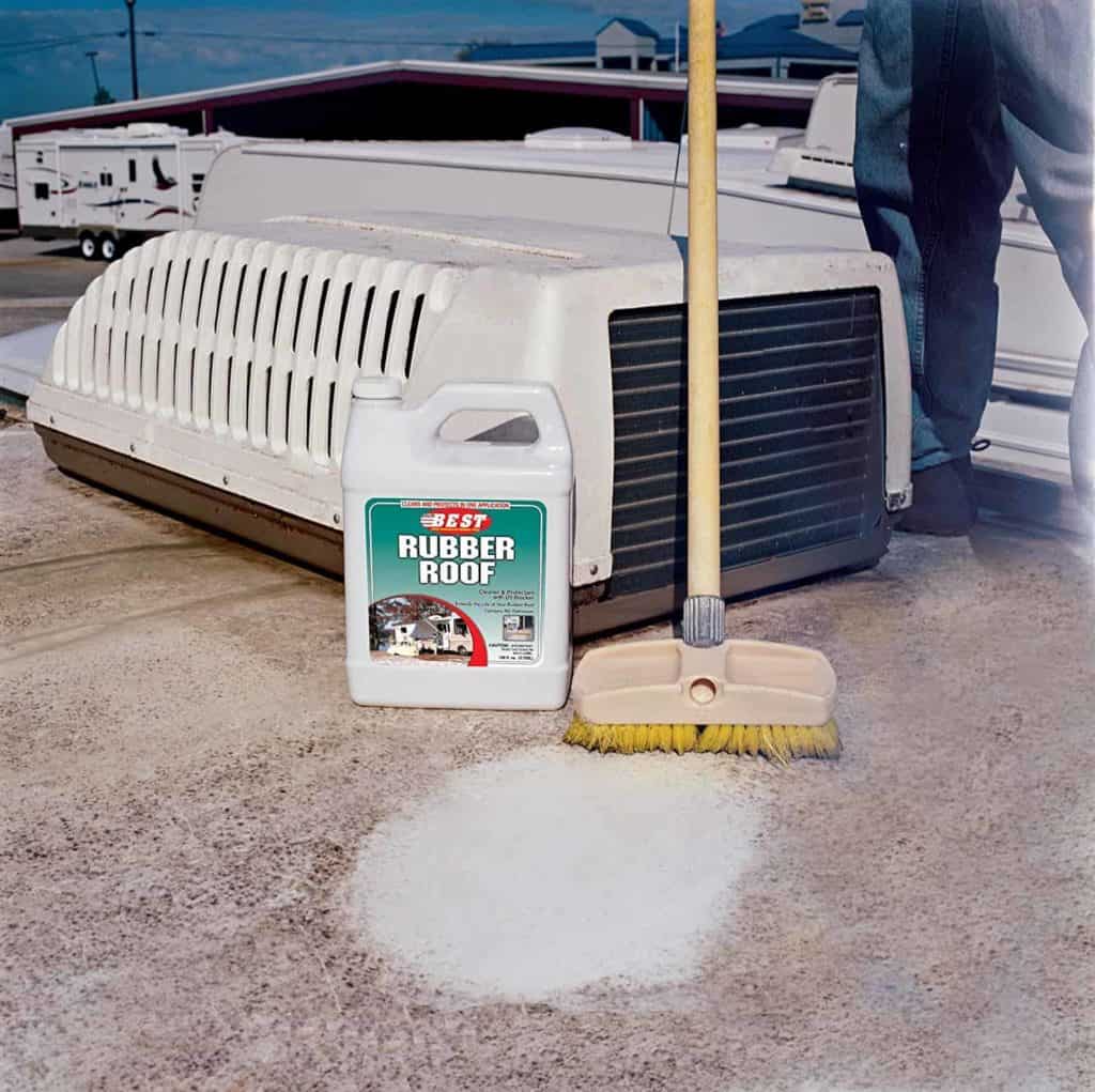 rv-roof-cleaning